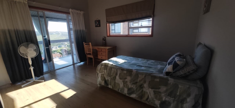 5 Bedroom Property for Sale in Seemeeu Park Western Cape